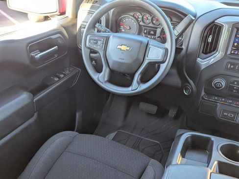 Certified 2025 Chevrolet Silverado 1500 Custom image 16
