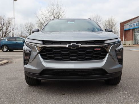 New 2026 Chevrolet Trax RS w/ Driver Confidence Package FWD image 5