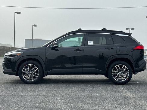 New 2026 Toyota Corolla Cross XLE image 7