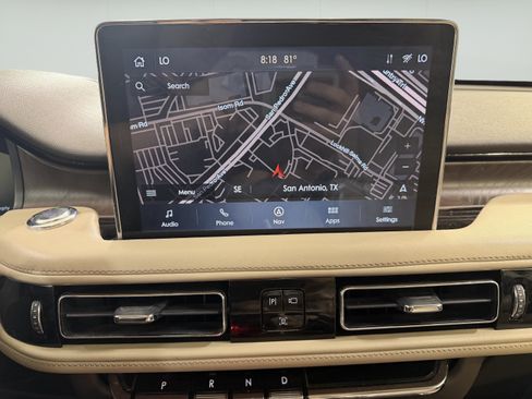 Used 2020 Lincoln Aviator Reserve w/ Equipment Group 202A AWD/4WD image 19