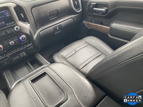 Used 2022 GMC Sierra 2500 Denali w/ Denali Ultimate Package image 17