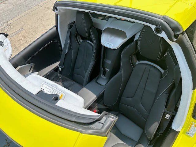 Used 2023 Chevrolet Corvette Stingray Premium Cpe w/ Z51 Performance Package RWD image 13