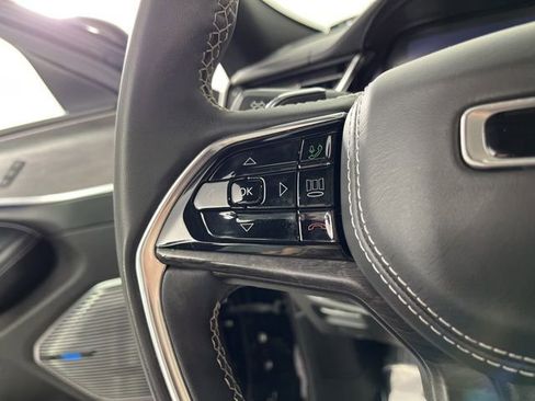 Used 2023 Jeep Grand Cherokee Overland image 22