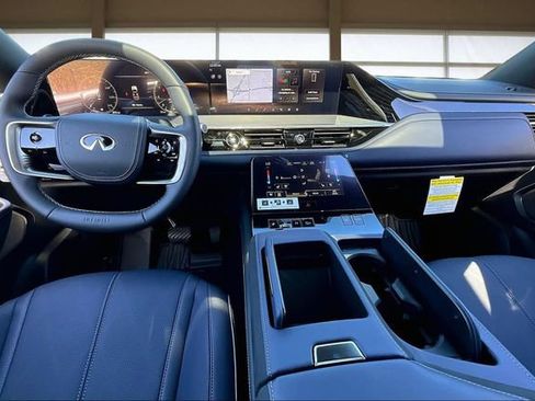 New 2026 INFINITI QX80 4WD image 16