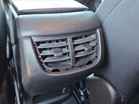 Certified 2022 Chevrolet Malibu LT FWD image 24