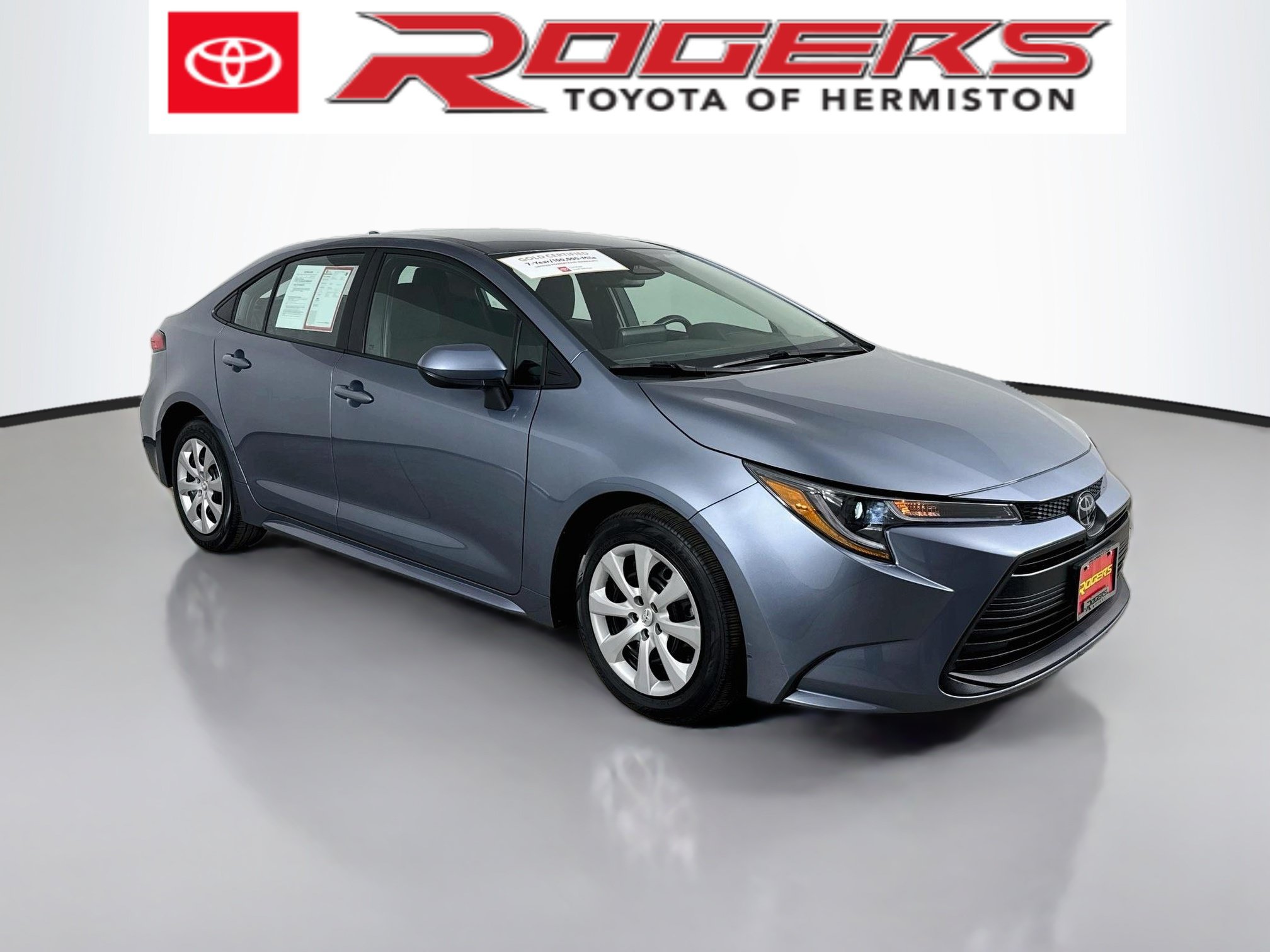 Certified 2025 Toyota Corolla LE FWD image 1