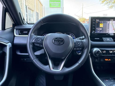 Used 2020 Toyota RAV4 XSE image 27