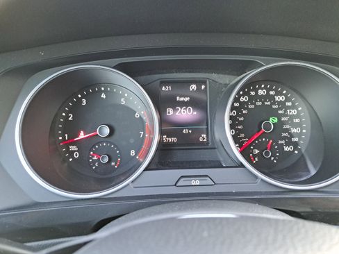 Certified 2019 Volkswagen Tiguan SE w/ Panoramic Sunroof Package image 19