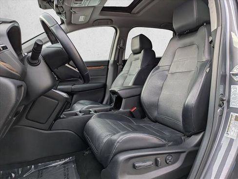 Used 2018 Honda CR-V Touring image 16