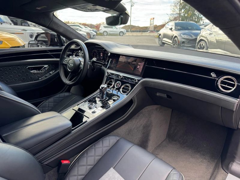 Used 2022 Bentley Continental GT AWD/4WD image 22