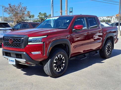 Used 2023 Nissan Frontier PRO-4X w/ Pro Convenience Package image 3