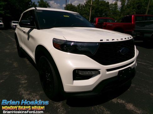 Used 2023 Ford Explorer ST-Line w/ Class IV Trailer Tow Package AWD/4WD image 1