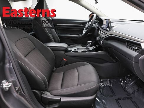 Used 2023 Nissan Altima 2.5 SV AWD/4WD image 24
