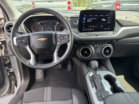 Used 2024 Chevrolet Blazer LT w/ Convenience Package image 15
