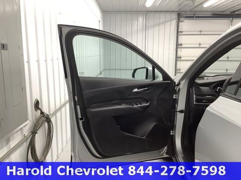 Used 2022 Cadillac XT4 Sport image 15