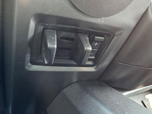 Used 2015 Ford F150 XLT w/ Equipment Group 302A Luxury AWD/4WD image 46