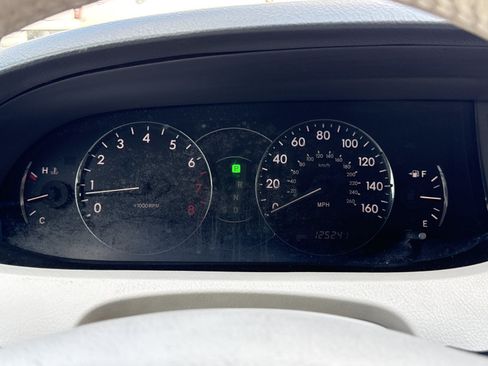 Used 2006 Toyota Avalon XLS FWD image 20
