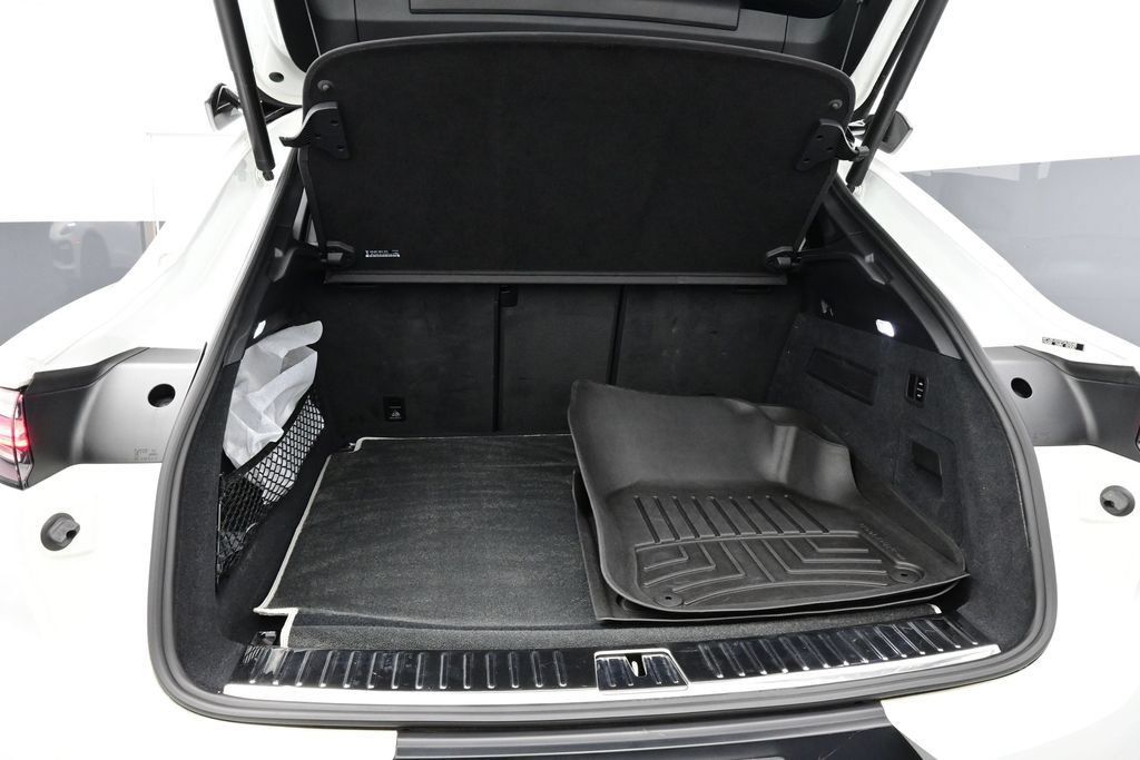 Certified 2023 Porsche Cayenne Turbo GT AWD/4WD image 16