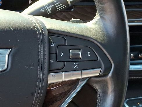 Used 2021 Cadillac Escalade ESV Premium Luxury Platinum image 22