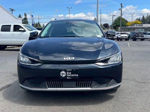 Certified 2023 Kia EV6 Light RWD image 4