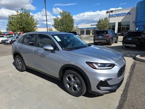 New 2027 Honda HR-V LX image 2