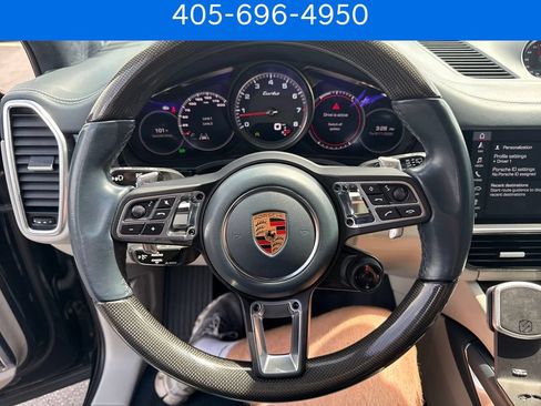 Used 2019 Porsche Cayenne Turbo AWD/4WD image 18