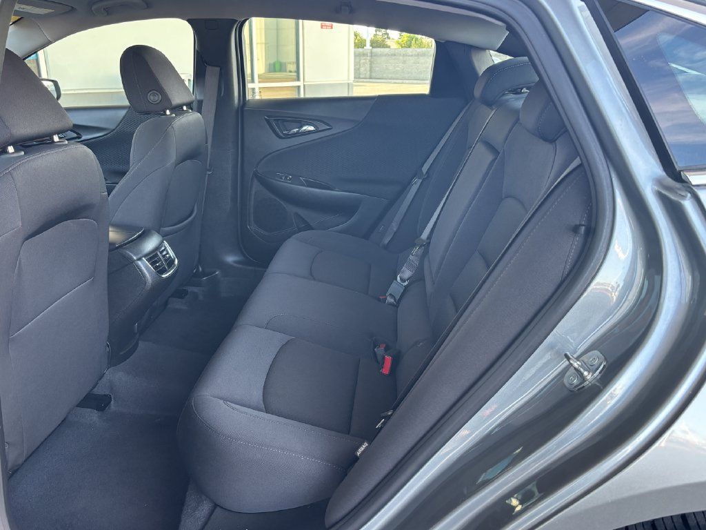 Used 2024 Chevrolet Malibu LT FWD image 23