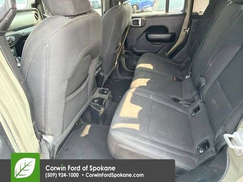 Used 2020 Jeep Gladiator Sport w/ Quick Order Package 24S AWD/4WD image 14