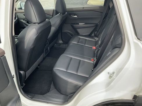 Certified 2023 Nissan Rogue SV w/ SV Premium Package image 14