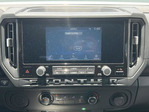 Used 2025 Nissan Frontier S RWD image 18
