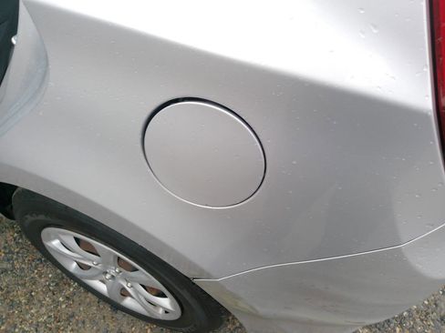 Used 2012 Hyundai Accent GS FWD image 27