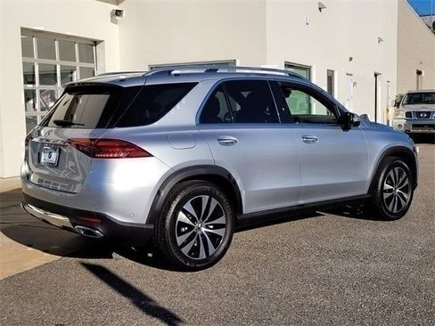 Used 2025 Mercedes-Benz GLE 350 4MATIC image 3