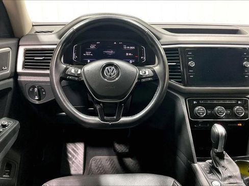 Used 2019 Volkswagen Atlas SEL Premium image 5