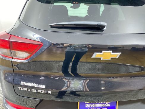 Used 2023 Chevrolet TrailBlazer LT image 11