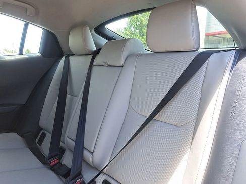 New 2026 Toyota Prius XLE image 9