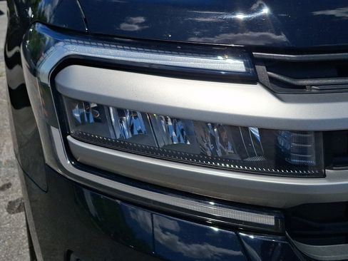 Certified 2024 Ford Expedition XLT AWD/4WD image 9
