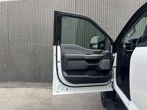 New 2026 Ford F350 Lariat w/ Lariat Premium Package image 14