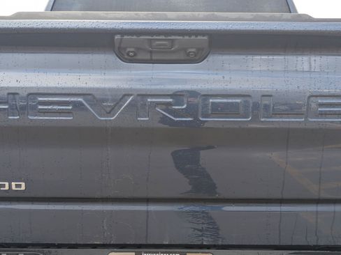 Used 2022 Chevrolet Silverado 1500 LT image 13