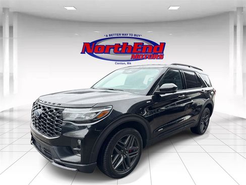 Used 2025 Ford Explorer ST-Line w/ ST-Line Street Pack image 6