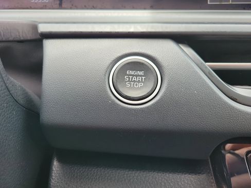 Used 2025 Kia Seltos EX w/ EX Sunroof Package FWD image 19