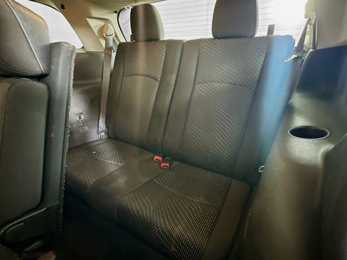 Used 2017 Dodge Journey SXT w/ Comfort/Convenience Group FWD image 26