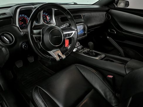 Used 2010 Chevrolet Camaro SS image 17