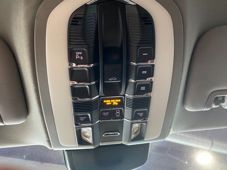 Used 2014 Porsche Panamera S RWD image 23