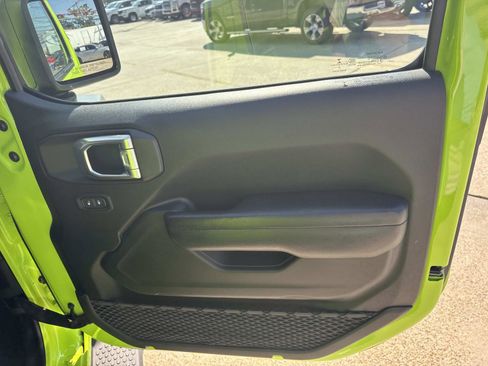 Certified 2021 Jeep Wrangler Unlimited Sport w/ Technology Group image 13