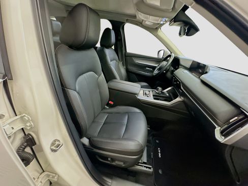 Used 2024 MAZDA CX-90 Plug-In Hybrid w/ Premium Pkg AWD/4WD image 35
