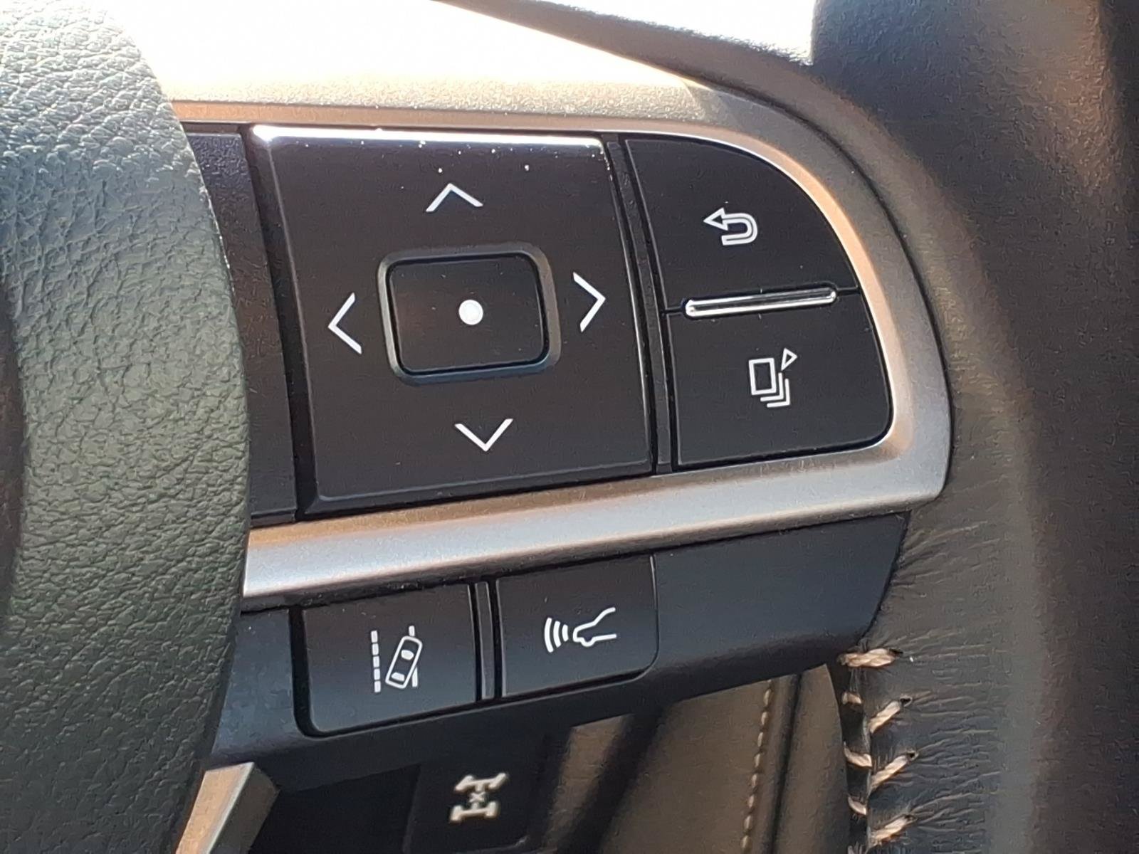 Used 2020 Lexus GX 460 Premium w/ Premium Package AWD/4WD image 15
