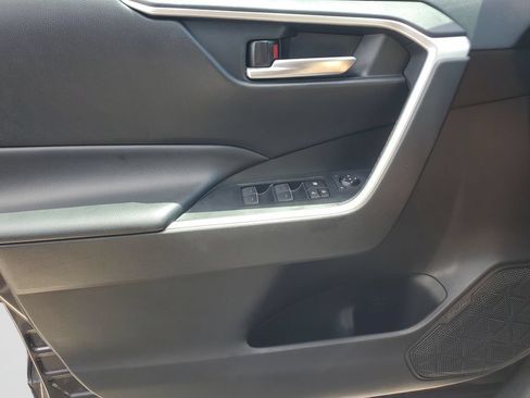Used 2023 Toyota RAV4 XLE w/ Convenience Package FWD image 19