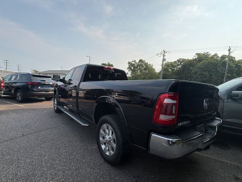 Used 2019 RAM 3500 Laramie AWD/4WD image 3