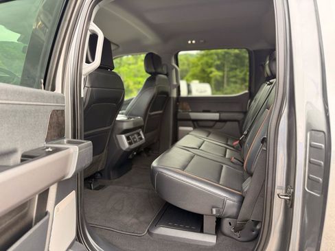Used 2025 Ford F250 Lariat AWD/4WD image 14