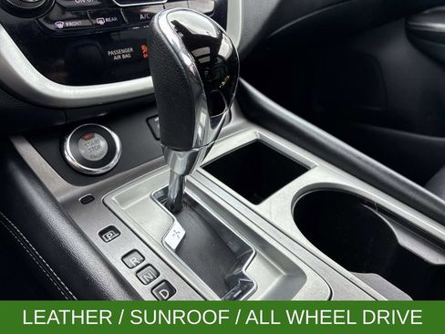 Used 2020 Nissan Murano SV w/ Premium Package image 31